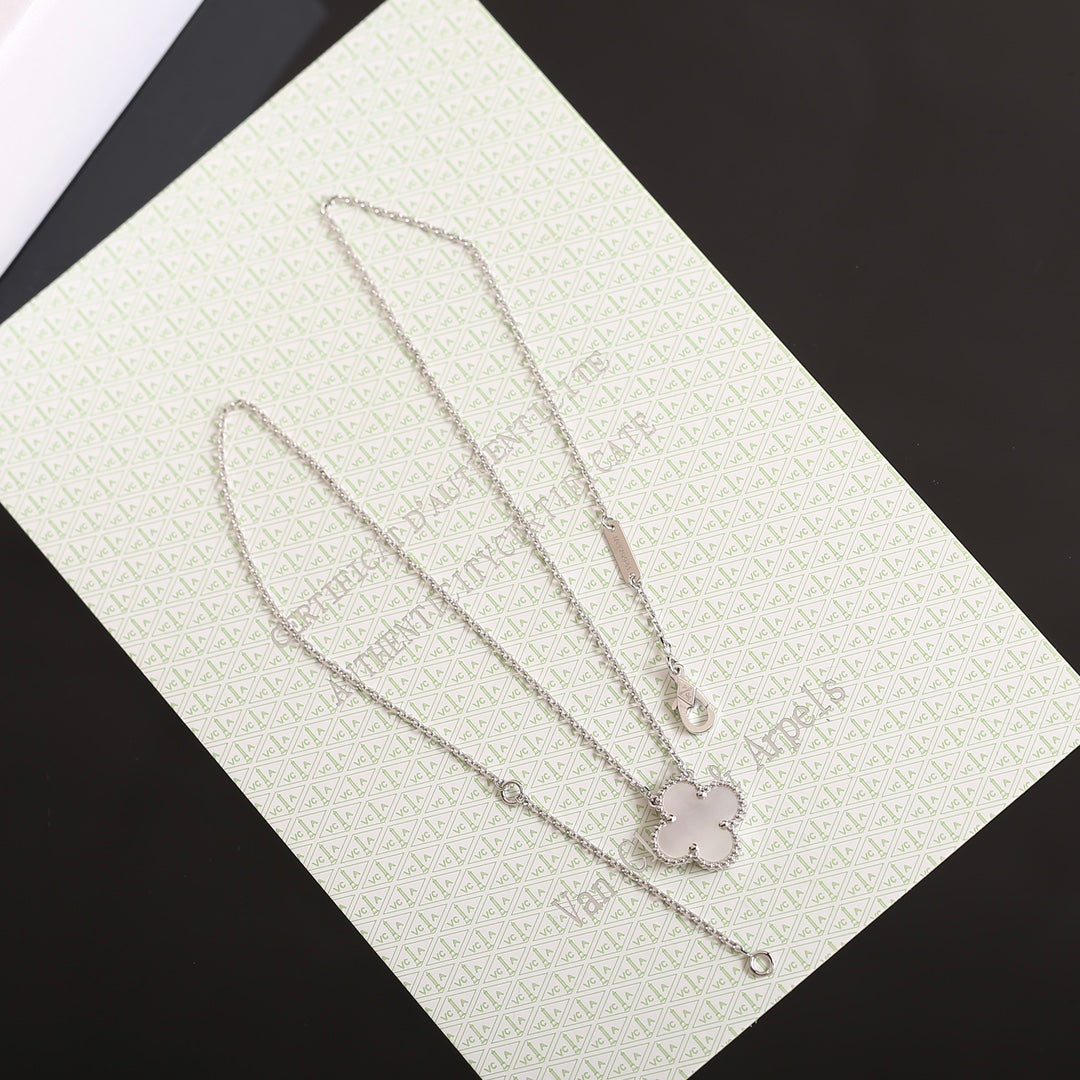 Van Cleef & Arpels Vintage Alhambra Onyx White